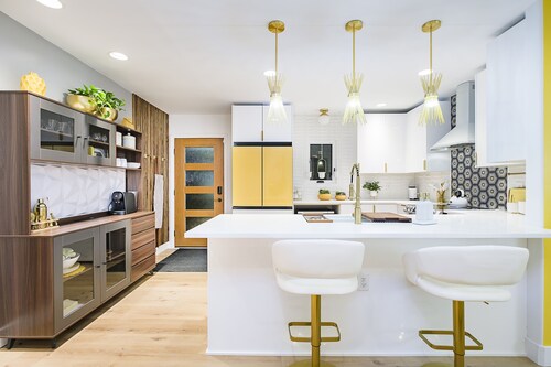 Mid Century Modern townhome in Historical Downtown Noblesville