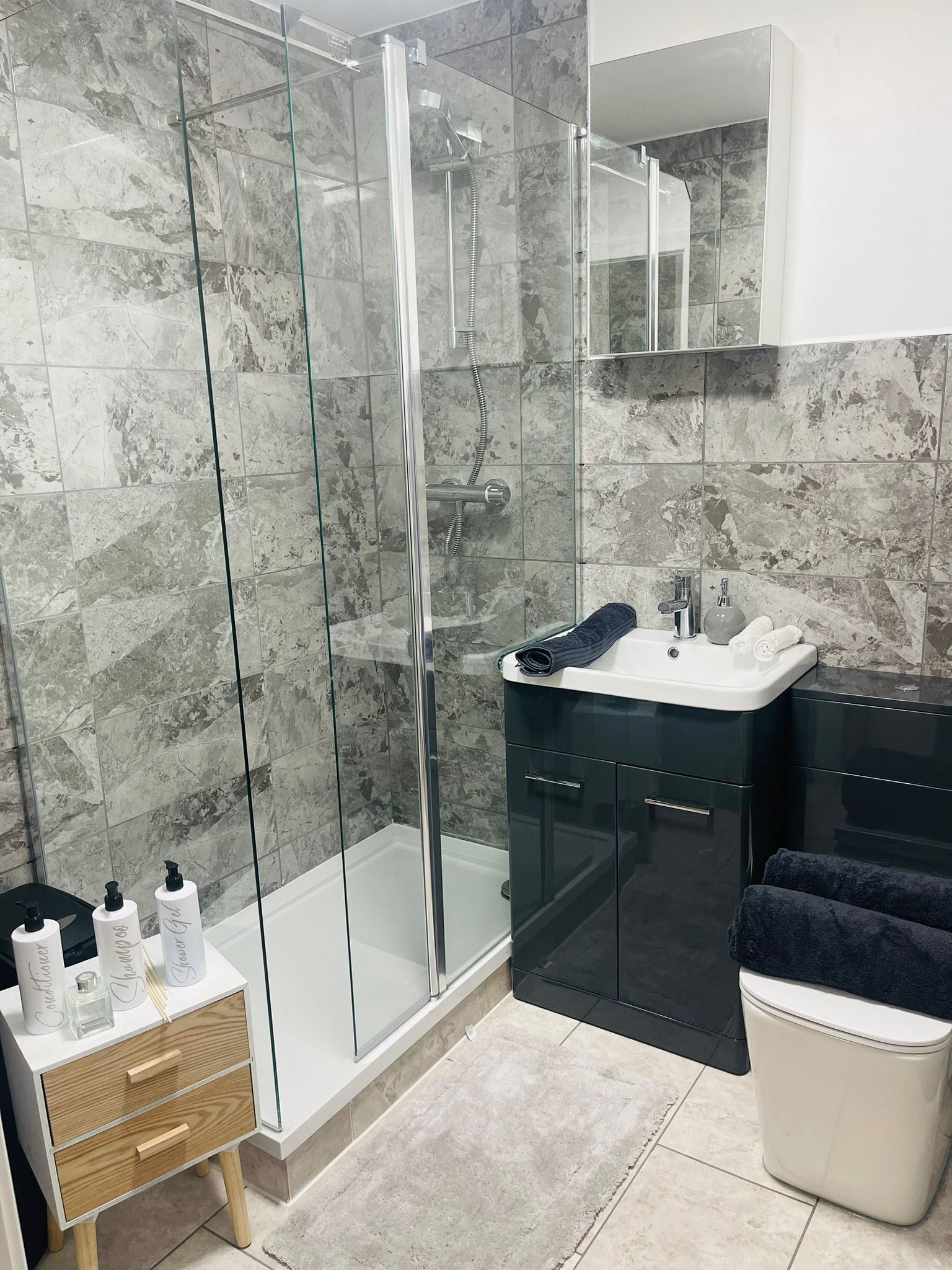Shower, towels, soap, shampoo