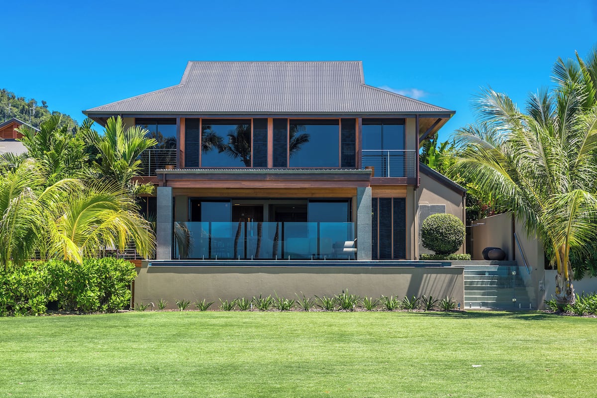 Turquoise | 6 bedrooms, premium bedding, down duvets, in-room safe