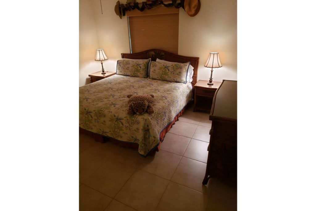 Bayfront Cottage Vacation Home Rental Bayside Beach *Renovated 2019* Sunset Cove