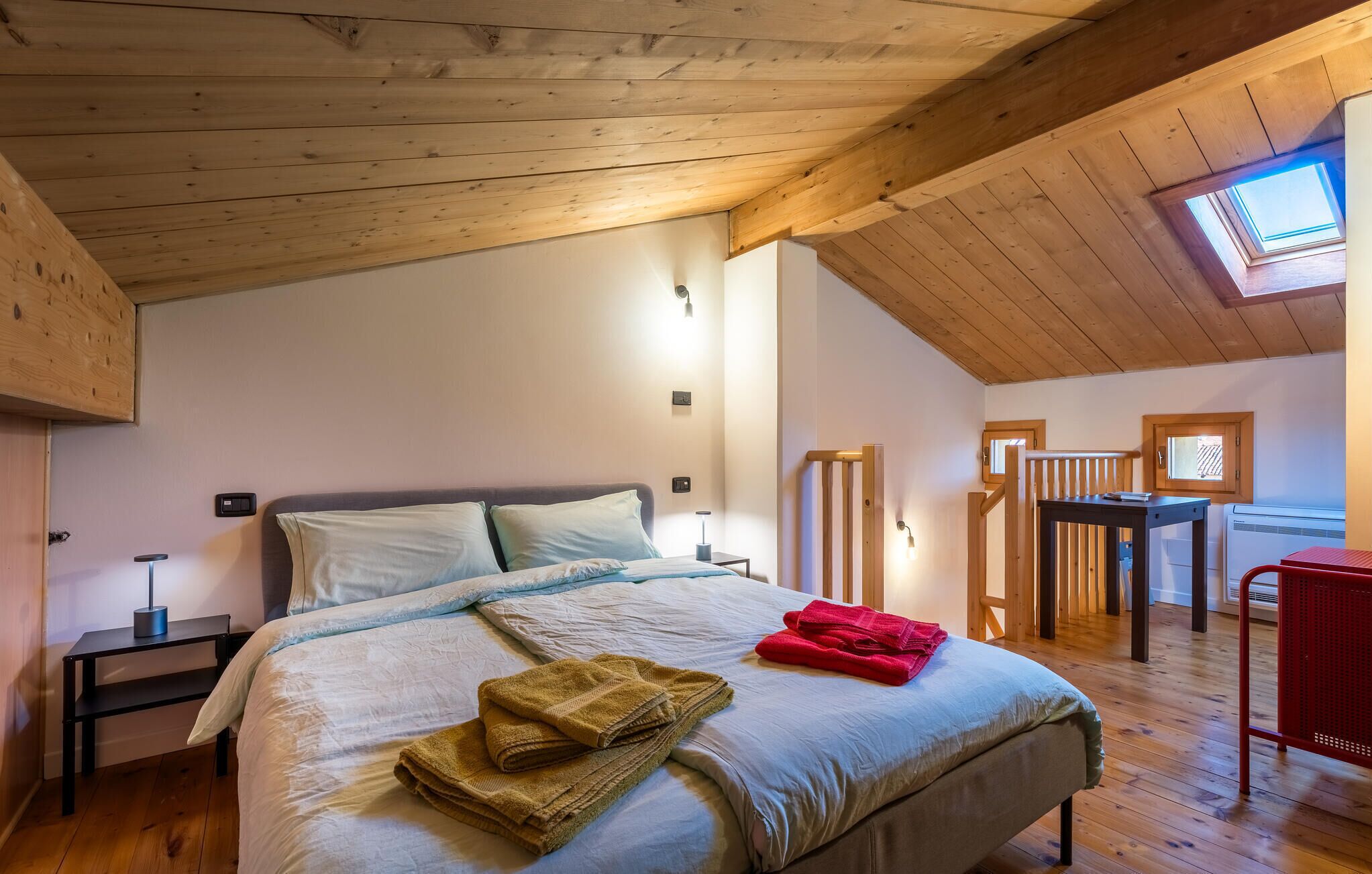 3 Schlafzimmer, Reisekinderbett, kostenloses WLAN, Bettwäsche