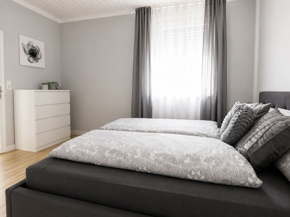 2 Schlafzimmer, Bügeleisen/Bügelbrett, Reisekinderbett, kostenloses WLAN