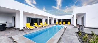 Casa Eden - Zona naturista, Total privacidad, Piscina privada y BBQ By Lanzarote Vacation Homes