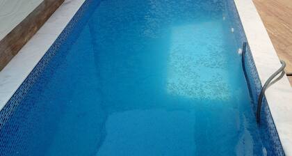 *Beautiful and cozy house with pool near the beach.