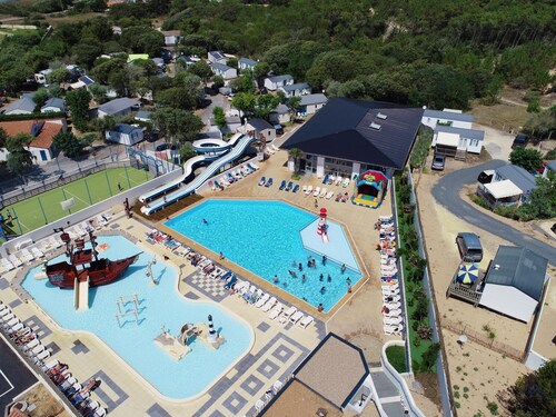 Bord de mer | Mobil-home TV | Piscine intérieure