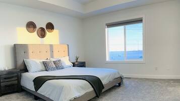 4 bedrooms, WiFi, bed sheets