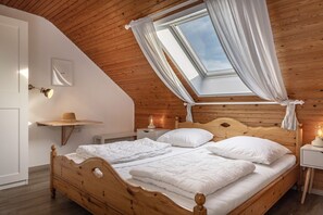 Unclassified image, 2 of 13, button - 50004 Holiday apartment "Seekiste" - The small but nice Seekiste is located (Wittmund)