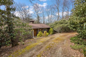 Exterior - Blue Ridge Parkway Lodge (Blowing Rock)