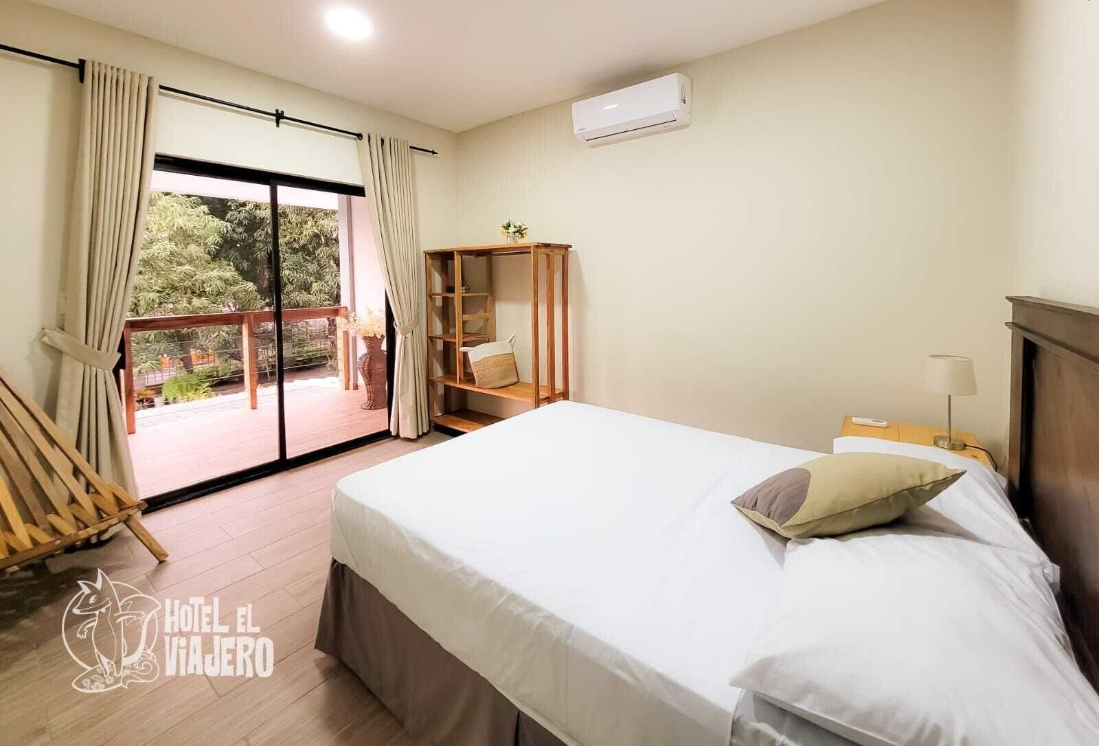 Comfort Room | Individually furnished, bed sheets