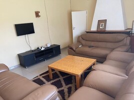 TV LED 32 polegadas com canais via satélite, TV