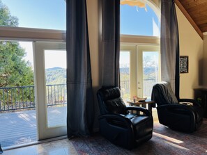 Interior - Wine Tasting, Rafting & Hiking Retreat With Canyon Views (Garden Valley)