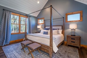 4 habitaciones, escritorio, tabla de planchar con plancha y wifi 