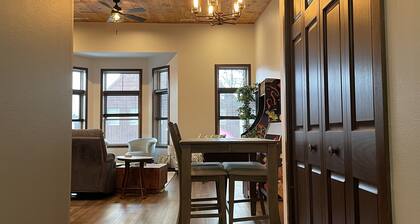 Beautiful Apartment Located Downtown Dells!