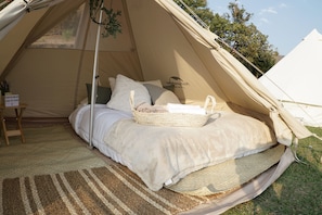 Standard Room | 2 bedrooms, bed sheets - Yo Épico Glampling (Mexico City)