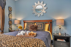 3 Schlafzimmer, Schreibtisch, Bügeleisen/Bügelbrett, Reisekinderbett