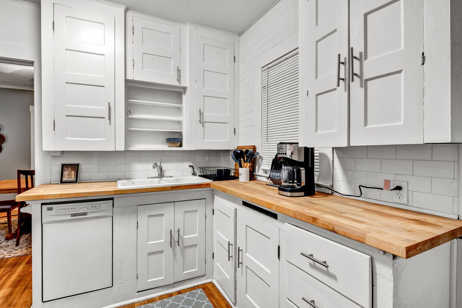 Cozy Cuse home close to downtown and University
