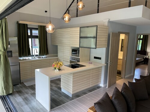 Fare Luna comfy new home in Bora Bora