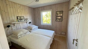 3 bedrooms, free WiFi - Holidayhome near the water (Karrebæksminde)