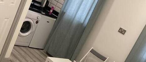 Fer et planche à repasser, Wi-Fi