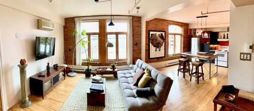 Stylish 2-bedroom apartment in a trendy neighborhood