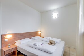 1 quarto, roupa de cama