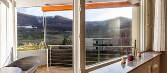 Apartamento estudio "Studti 134" con vistas a la montaña, balcón y Wi-Fi