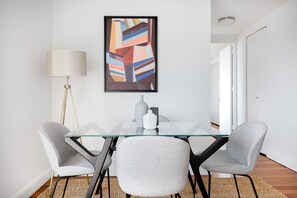 Dining - Hip Gramercy Park 1BR w/ Gym, W/D, nr. Central Park, by Blueground (Downtown)