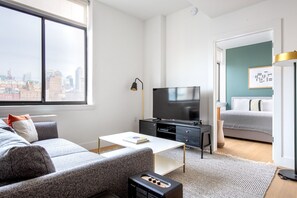 Télévision, chaîne hi-fi