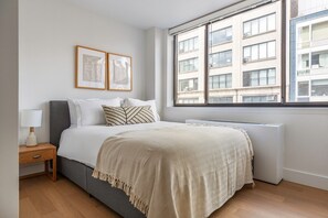 1 bedroom, iron/ironing board, WiFi, bed sheets - Chic Chelsea 1BR w/ Doorman, Elevator, near High Line, by Blueground (Downtown)