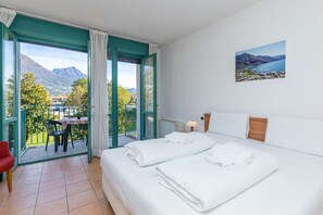 1 室のベッドルーム、WiFi (無料)、ベッドシーツ