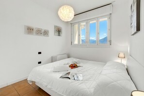 1 chambre, fer et planche à repasser, Wi-Fi gratuit, draps fournis