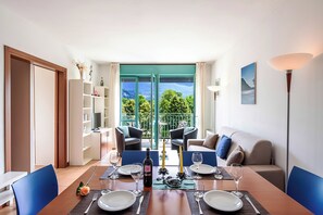 Interior - Porto Letizia S15 B1, Porlezza, Italy (Porlezza)