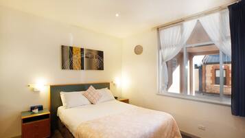 1 bedroom, iron/ironing board, bed sheets