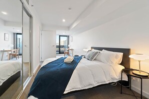 2 slaapkamers, een strijkplank/strijkijzer, wifi, beddengoed