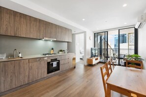 Interior - City Escape /Realm 1 BR Apt/ Wi-Fi/Gym (Adelaide)