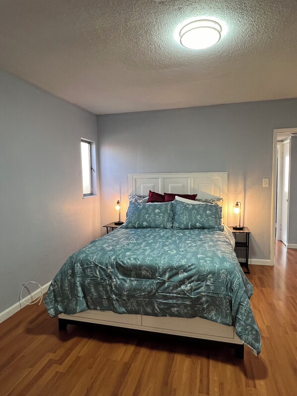 2 Schlafzimmer, Bügeleisen/Bügelbrett, WLAN, Bettwäsche