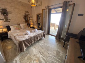 Classic Double Room | Soundproofing, free WiFi