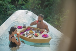 Daily cooked-to-order breakfast (IDR 195200 per person) - Suara Alam Ubud Villa by Ini Vie Hospitality (Ubud)