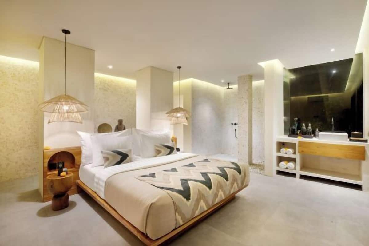 In-room safe, blackout curtains, iron/ironing board, free WiFi