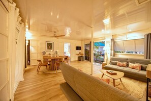 Family Bungalow, 2 Bedrooms | Living area | 80-cm Smart TV with digital channels, TV - OPOA BEACH HÔTEL (Raiatea)