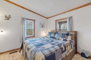 3 bedrooms, free WiFi, bed sheets