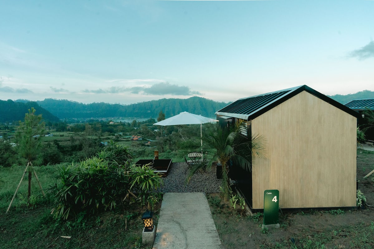 Deluxe Cabin, 1 Katil Kelamin (Double), Hot Tub | 1 bilik tidur, meja, ruang kerja komputer riba