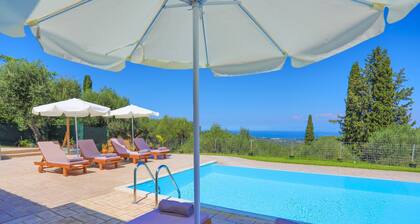 Villa Chrisdina in Nymfes