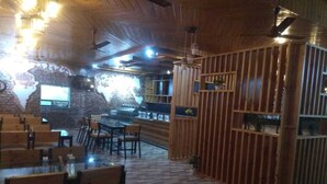 Restaurant - Panambi Tapovan Resort (Narendranagar)