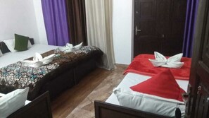 Room - Panambi Tapovan Resort (Narendranagar)
