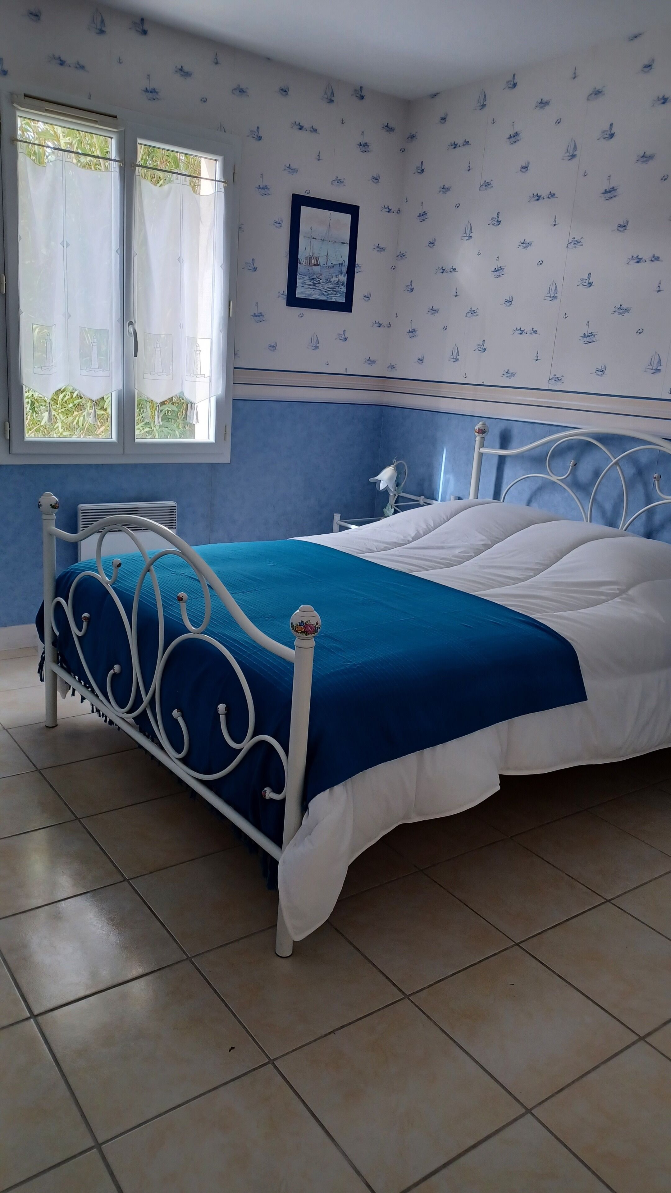 2 chambres, fer et planche à repasser, lit parapluie, Wi-Fi gratuit