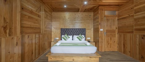 Deluxe Room | 1 bedroom, free WiFi, bed sheets