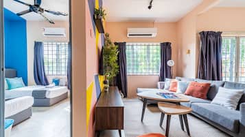 家庭單棟房屋 | 客廳 | 40 吋智能電視連數碼電視頻道