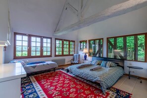 4 bedrooms, iron/ironing board, free WiFi, bed sheets - Fleurs De Mai Cottage Heated Pool Playgrounds View (Manneville-la-Raoult)