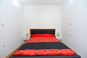 2 bedrooms, Internet - Apartment 2222/67247 (Istria - Pula), 500m from the beach (Pula)